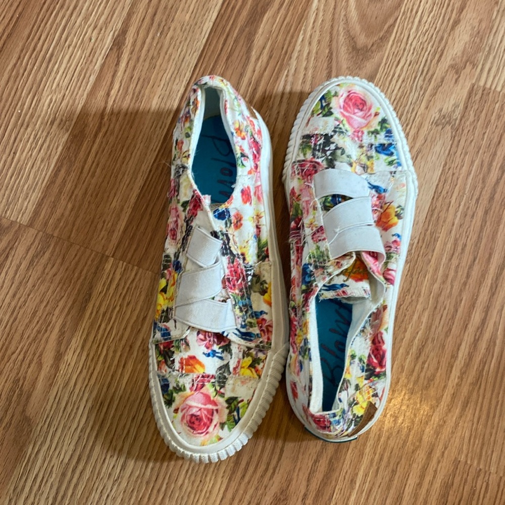 Blowfish slip on shoes